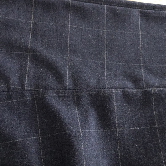 Blue-Grey stunning Pants with Subtle large squares   Size 10 - Picture 7 of 9